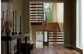 П - образная деревянная лестница